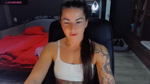 Ava online show from September 2025 11:35:02 AM