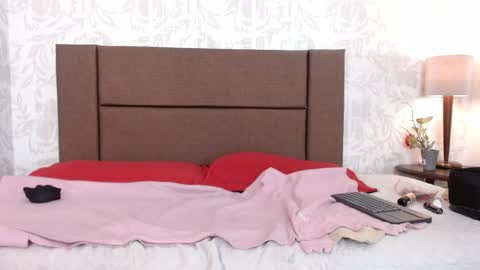 Ava  online show from April 2026 07:21:02 PM