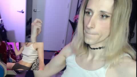 Ava online show from February 2026 09:33:02 PM