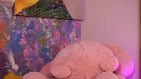 Ava online show from April 2026 07:52:02 PM