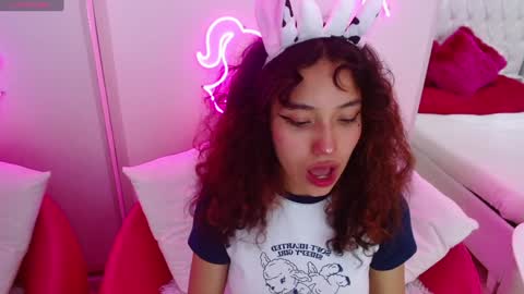 AVA online show from February 2025 01:19:01 PM