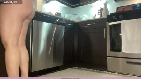 Ava . Support my channel by using my affiliate link to make your account  Thanks  online show from December 2024 03:16:01 PM