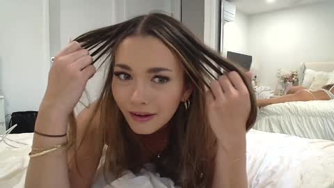 Ava Brooks online show from September 2025 10:25:01 PM