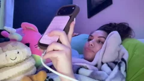 Snapshot of avamonroexo chatting on May 2026 01:12:01 AM Ava Monroe online show from May 2026 01:12:01 AM