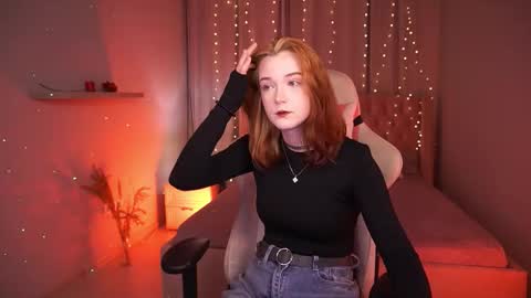  Ava  online show from October 2025 12:56:02 PM