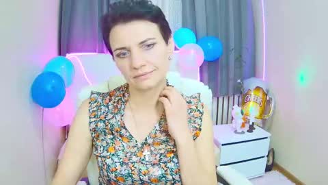 Snapshot of avasaturnian chatting on September 2025 12:29:02 PM avasaturnian online show from September 2025 12:29:02 PM