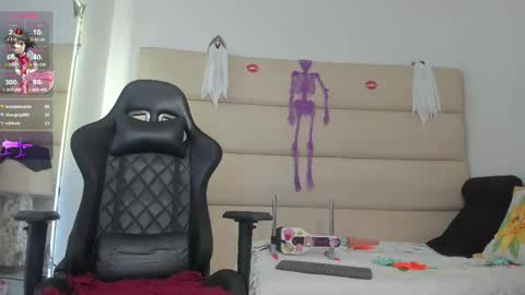 Ava Tomas online show from October 2025 02:37:02 AM