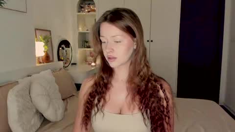 Snapshot of aveme_melissa chatting on May 2026 05:27:02 AM aveme_melissa online show from May 2026 05:27:02 AM