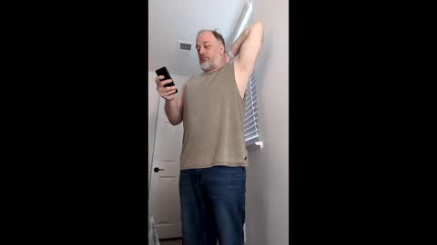 Snapshot of averagegreg chatting on May 2026 11:26:02 AM Greg online show from May 2026 11:26:02 AM