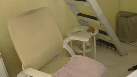 Snapshot of averageuncut1 chatting on February 2026 11:58:02 AM Rhian online show from February 2026 11:58:02 AM