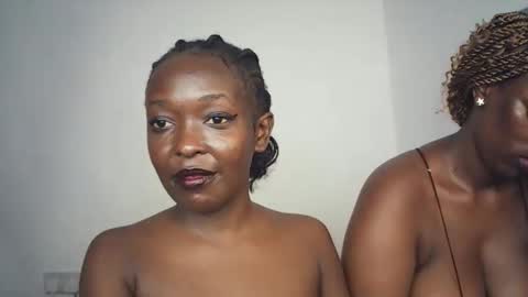 Snapshot of averrine chatting on March 2026 09:32:02 PM averrine online show from March 2026 09:32:02 PM