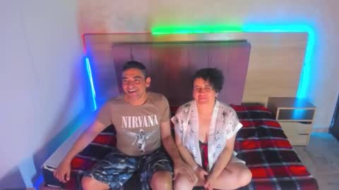 Snapshot of avictoria_and_andrescm chatting on November 2025 04:13:01 AM avictoria_and_andrescm online show from November 2025 04:13:01 AM