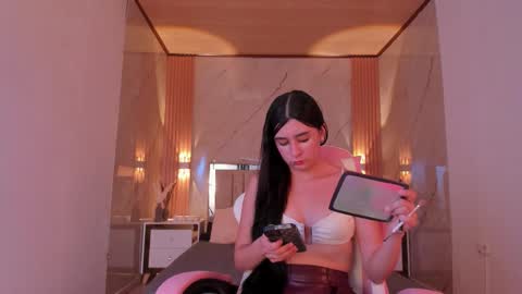 Avigail  online show from February 2026 06:57:02 PM