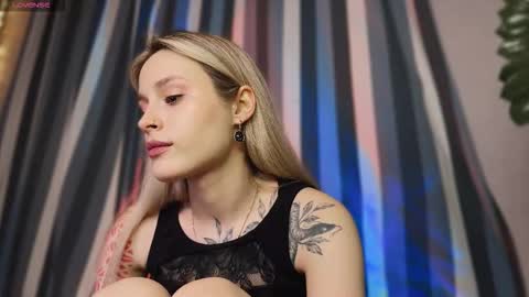 Aviva online show from December 2025 07:10:01 PM