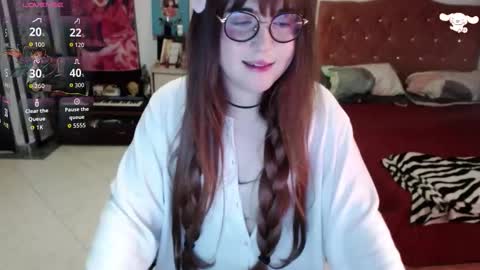 Snapshot of avril2809 chatting on February 2026 06:03:02 AM Abril online show from February 2026 06:03:02 AM