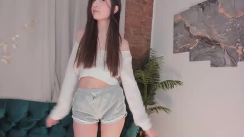 Avrora online show from February 2026 07:39:02 PM