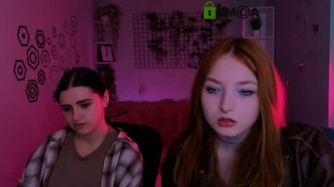 Snapshot of awesomeemma_ chatting on May 2026 11:05:02 AM awesomeemma_ online show from May 2026 11:05:02 AM