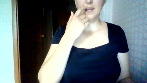 awesomeladyy online show from July 2026 06:49:01 AM