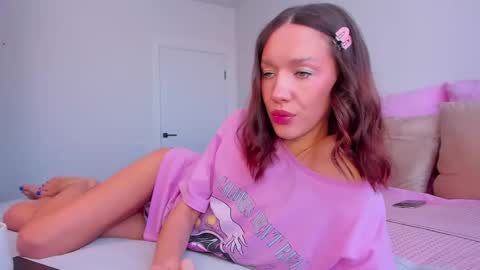 Snapshot of awgustina_sweetheart22 chatting on February 2026 08:48:02 AM Awgustina online show from February 2026 08:48:02 AM