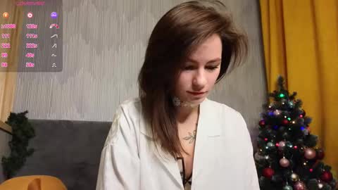 Snapshot of aww_burn chatting on January 2025 01:45:02 AM Tris online show from January 2025 01:45:02 AM