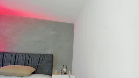 Axara online show from December 2025 12:32:02 PM