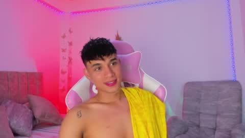 Snapshot of axel_cody_ chatting on May 2026 02:30:01 AM AXEL online show from May 2026 02:30:01 AM