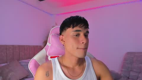 Snapshot of axel_cody_ chatting on June 2026 08:46:02 AM AXEL online show from June 2026 08:46:02 AM