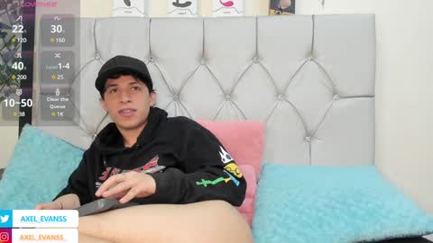 Axel Evanss online show from December 2024 03:21:01 PM