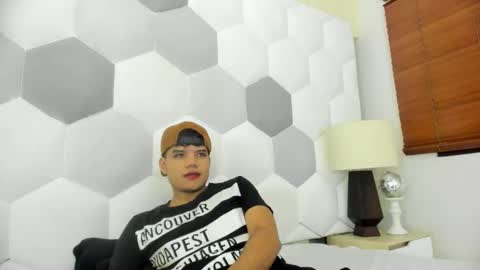 Snapshot of axel_forte chatting on February 2026 01:04:02 PM Axel Forte online show from February 2026 01:04:02 PM