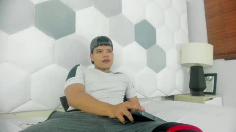 Snapshot of axel_forte chatting on April 2026 01:50:02 PM Axel Forte online show from April 2026 01:50:02 PM