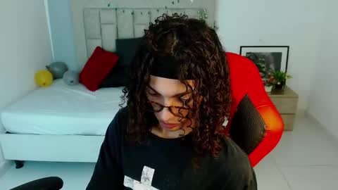 Axel online show from January 2026 12:05:01 AM