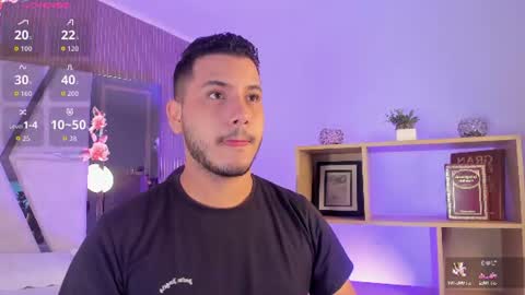 Snapshot of axel_grey_ chatting on June 2026 12:31:02 PM axel_grey_ online show from June 2026 12:31:02 PM