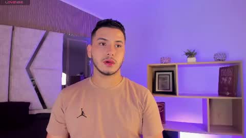 Snapshot of axel_grey_ chatting on July 2026 12:52:02 PM axel_grey_ online show from July 2026 12:52:02 PM