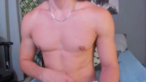 Snapshot of axel_owen chatting on December 2024 11:56:01 PM Axel online show from December 2024 11:56:01 PM