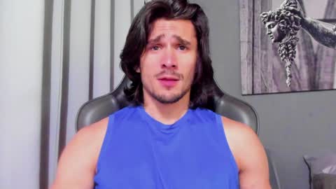 Snapshot of axel_owen chatting on January 2025 10:30:02 PM Axel online show from January 2025 10:30:02 PM