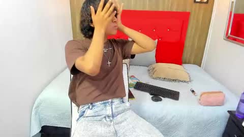 Alex online show from March 2025 07:17:01 PM