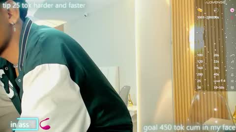 Alex online show from September 2025 04:56:02 AM