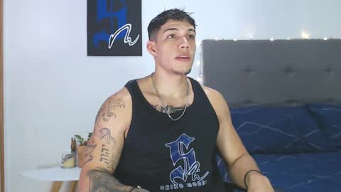 INDEPENDENT MODEL  online show from January 2025 04:50:02 AM