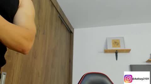 INDEPENDENT MODEL  online show from March 2026 02:55:02 AM