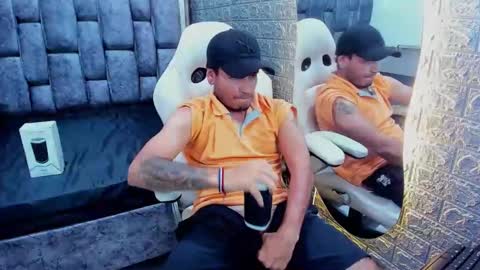 Axell Cross2 online show from February 2025 11:48:01 PM