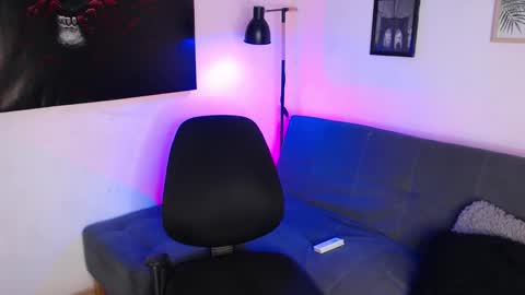 axell online show from November 2025 10:46:01 PM