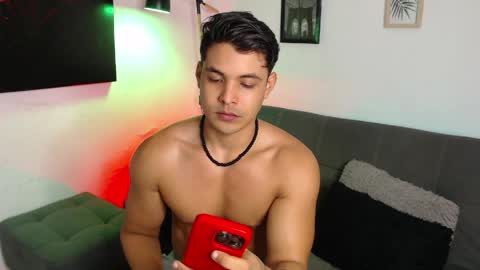 axell online show from April 2026 05:39:01 PM