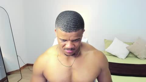 Snapshot of axelldasilva chatting on January 2026 12:14:02 AM AXEL DA SILVA online show from January 2026 12:14:02 AM