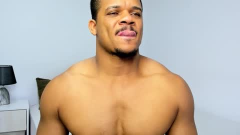 Snapshot of axelldasilva chatting on February 2026 08:07:02 PM AXEL DA SILVA online show from February 2026 08:07:02 PM