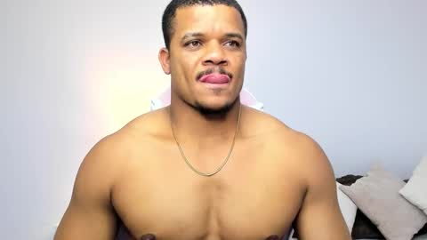 Snapshot of axelldasilva chatting on February 2026 11:46:01 PM AXEL DA SILVA online show from February 2026 11:46:01 PM