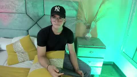 AXXELMEN online show from June 2026 10:27:02 PM