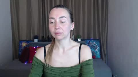 Jully online show from March 2025 05:01:01 PM