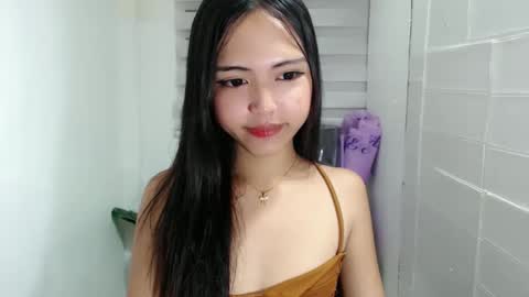 ayalvrs18 online show from December 2024 11:11:02 AM