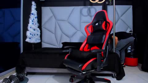 Ayden Miller online show from December 2024 04:45:01 AM