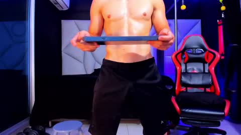 Ayden Miller online show from February 2025 04:16:01 PM